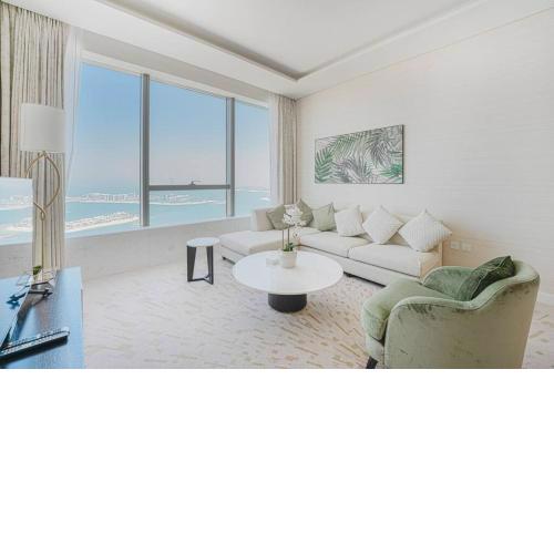 High Floor 1-Bedroom at the Palm tower