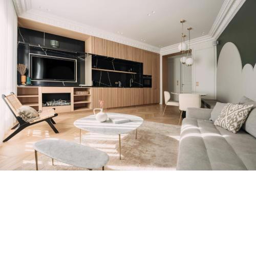 HIGHSTAY - Champs-Elysées - Serviced Apartments