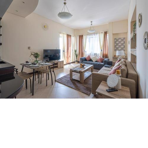HiGuests - Cheerful Apt With Stunning Views in Port Saeed