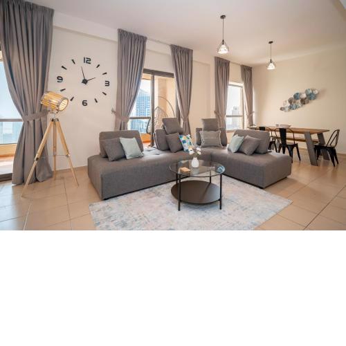 HiGuests - Fancy 1BR Apt With Aerial Marina Views in JBR