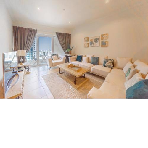 HiGuests - Huge Apartment Close to Dubai Marina Walk