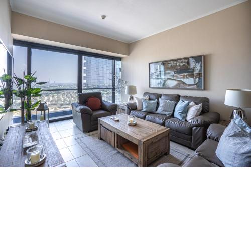 HiGuests - Spacious Apartment Close to Dubai Marina Walk