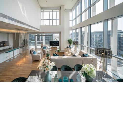 HiGuests - Stunning Family Size Apt with Panoramic Views
