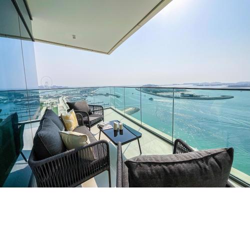 HiGuests - Superlative apt with private beach access