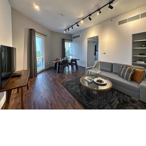 HiGuests - Unique Curvy Retreat, Perfect For Romantic Getaway
