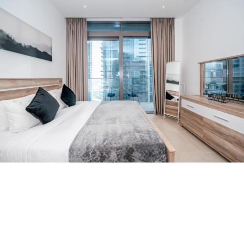 HiGuests - Unique Studio With Stunning Panoramic Marina Views