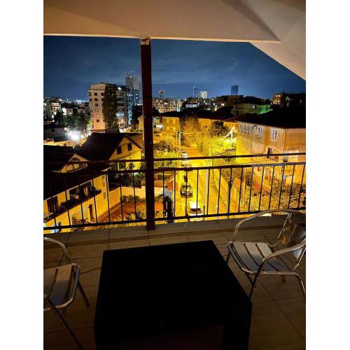 Hill Apartment 70 Tirana
