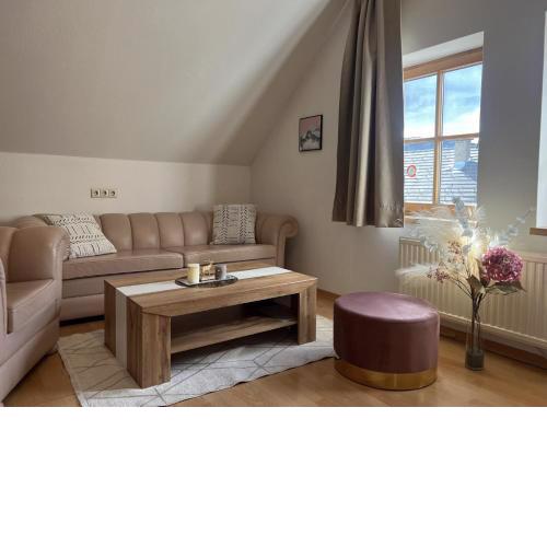 HILLSIDE HOME in the heart of Tamsweg, perfect retreat for a cozy stay in the Valley