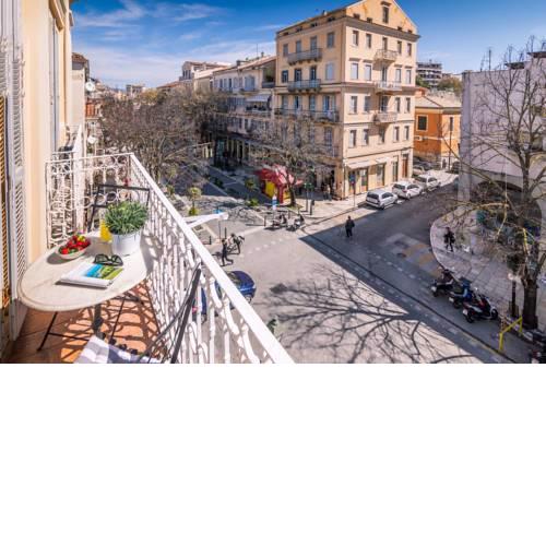 Historic family apartment in the Old Town