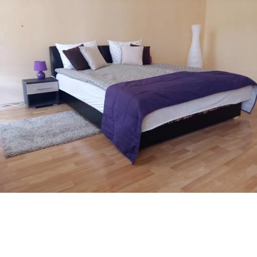 Ho-Bi Oktogon Room & Apartment