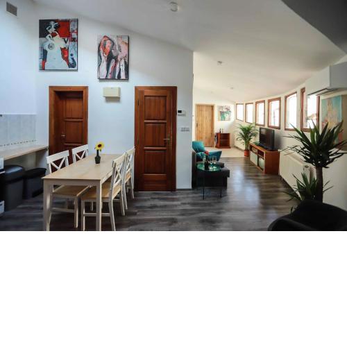 Hoblina Gallery Apartmán