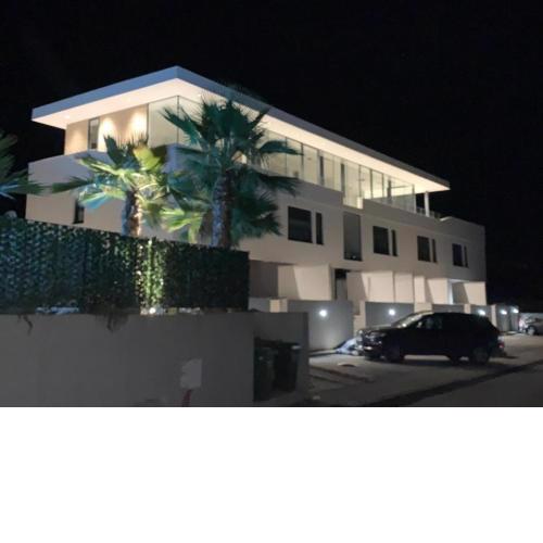 Holiday apartment in Okrug Gornji with terrace, air conditioning, WiFi, washing machine 5070-1