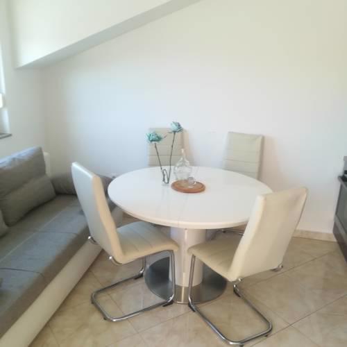 Holiday apartment Ljuban Srima