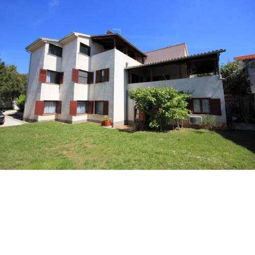 Holiday apartments Pjescana Uvala (Pula) - 2218