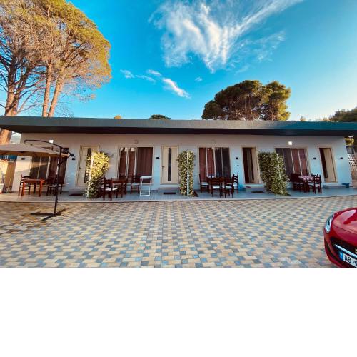 Holiday Cabins Vlore