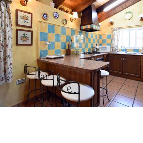 Holiday Home Abajo - MIJ401