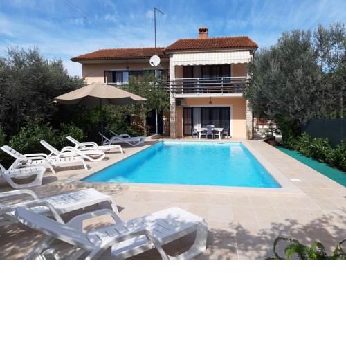 Holiday Home Ana Maria