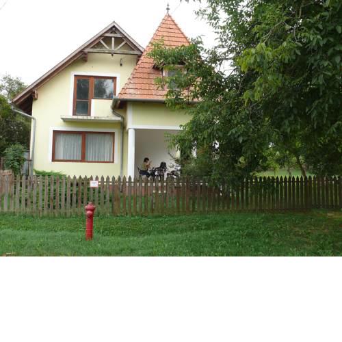 Holiday Home AnikÃ³ 13