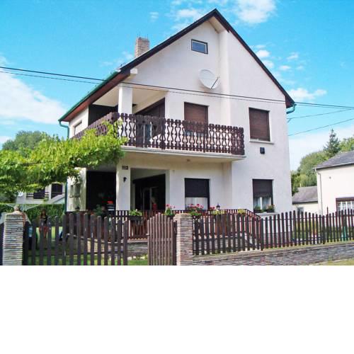 Holiday Home AnikÃ³ 4