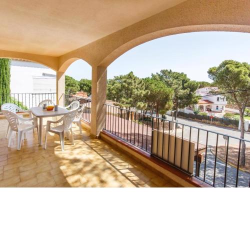 Holiday Home Apartament Isern Baix