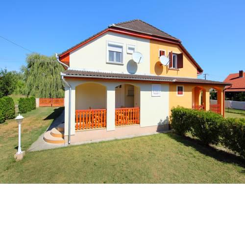 Holiday Home Balaton H342