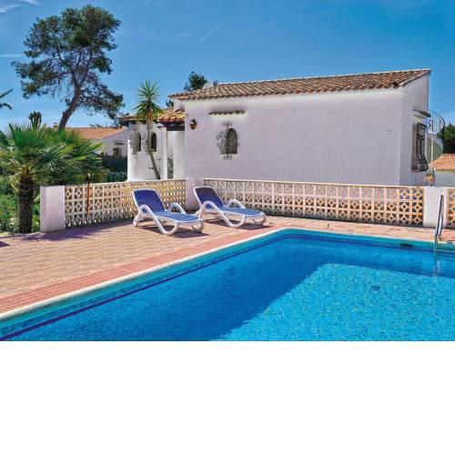 Holiday Home Balcon Al Mar