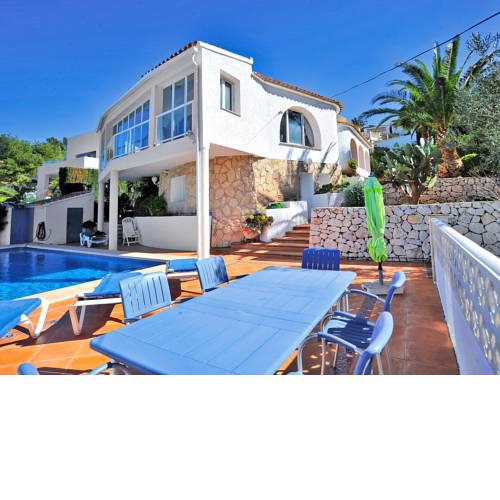 Holiday Home Balcon Al Mar
