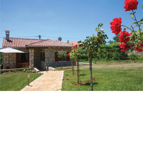 Holiday home Becici Cr