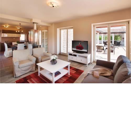 Holiday home Cabrunici Cabrunici