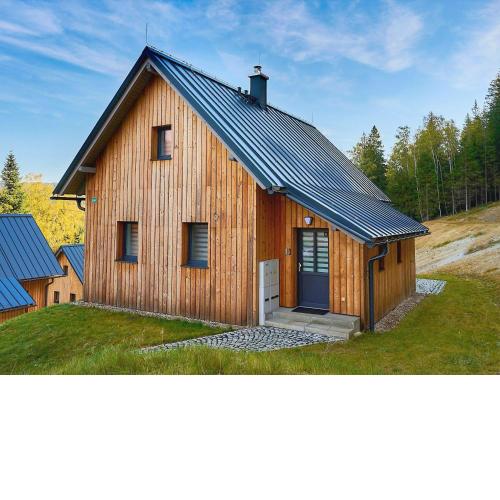 Holiday Home Chaloupka U lesa 264 by Interhome