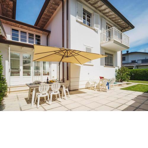 Holiday Home Clara by Interhome