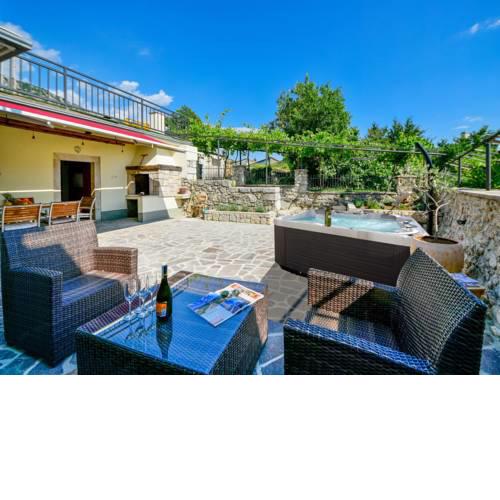 Holiday Home Dedina sriÄ‡a
