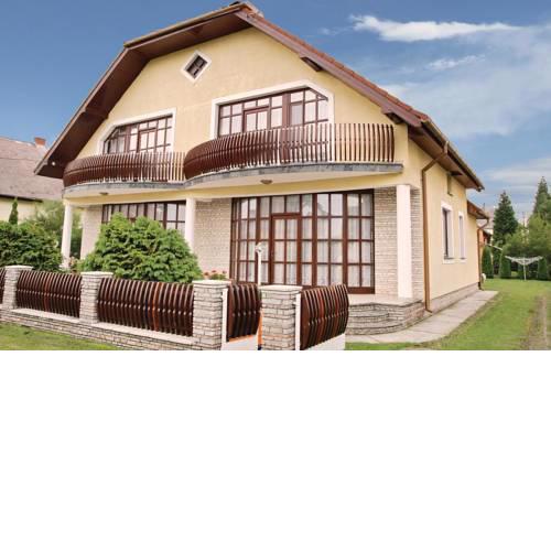 Holiday home Dózsa utca-Balatonmáriafürdö