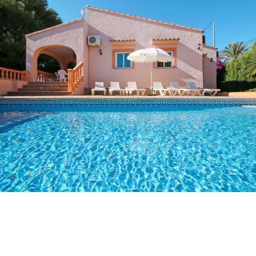 Holiday Home Dulce Vida - CLP240