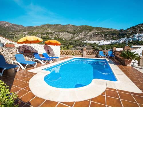 Holiday Home Francisco - FRG202