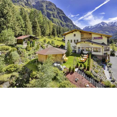 Holiday Home Haus Bergkristall (PZT360)