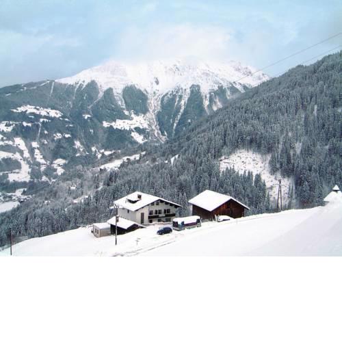 Holiday Home Haus Mittagspitze (TCH200)