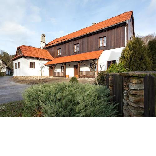 Holiday Home Huty by Interhome
