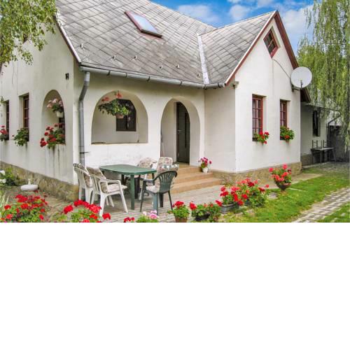 Holiday Home in Badacsonytomaj