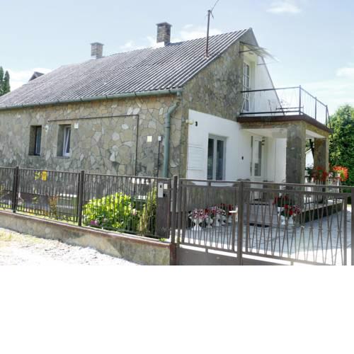 Holiday home in Balatonkeresztur 19255