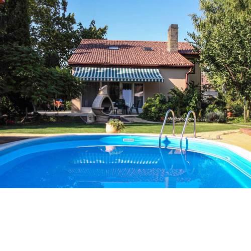 Holiday home in Balatonszarszo 20162
