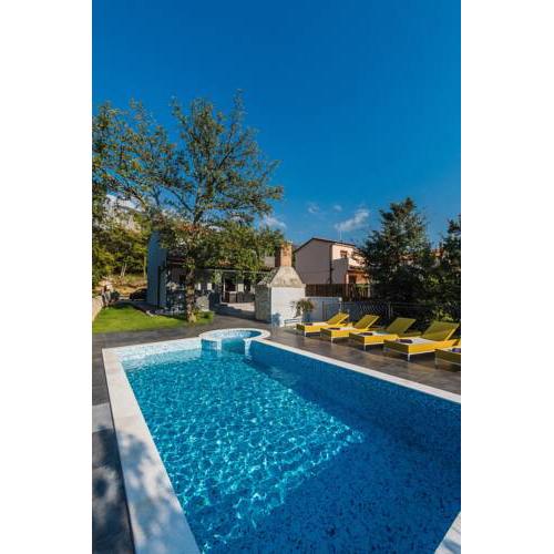 Holiday home in Grizane 40371