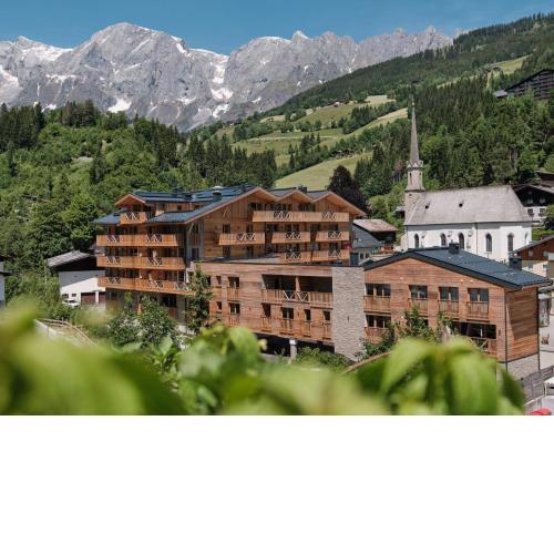Holiday home in M hlbach am Hochk nig with ski storage