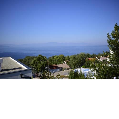 Holiday Home Island Beauty 2