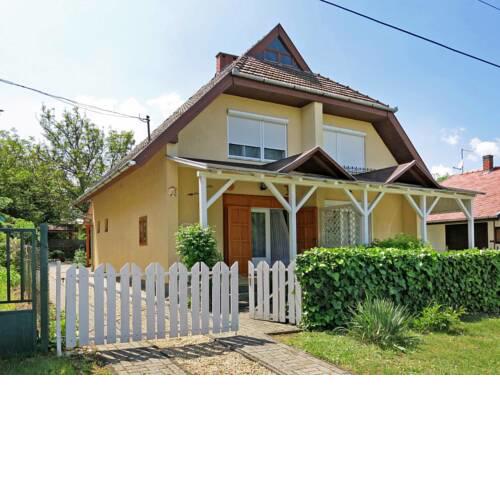 Holiday Home Jazmin - SZA112
