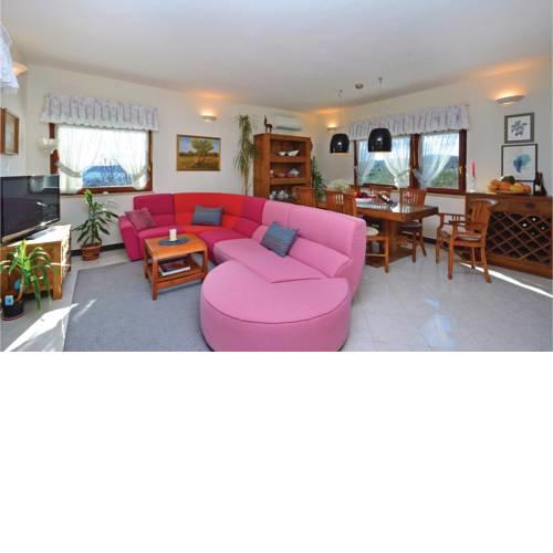 Holiday Home Kastel Novi 08