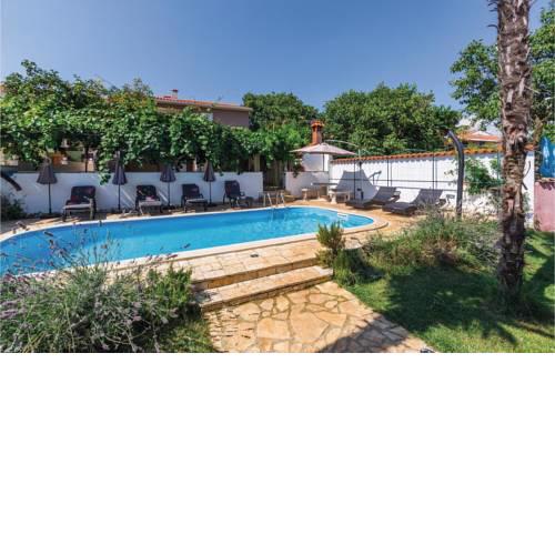 Holiday home Kastelir IIX
