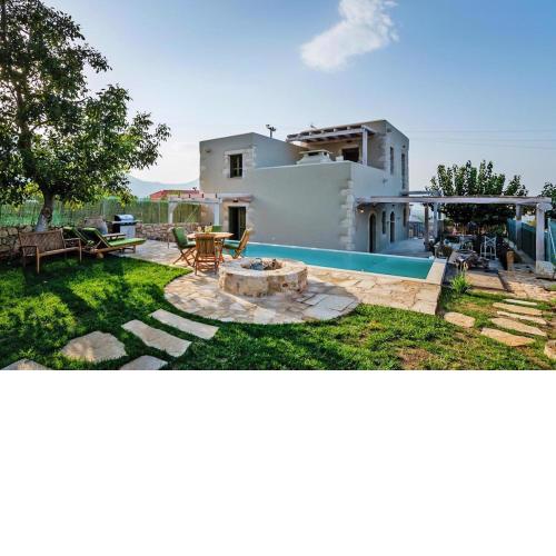 holiday home, Kastellos