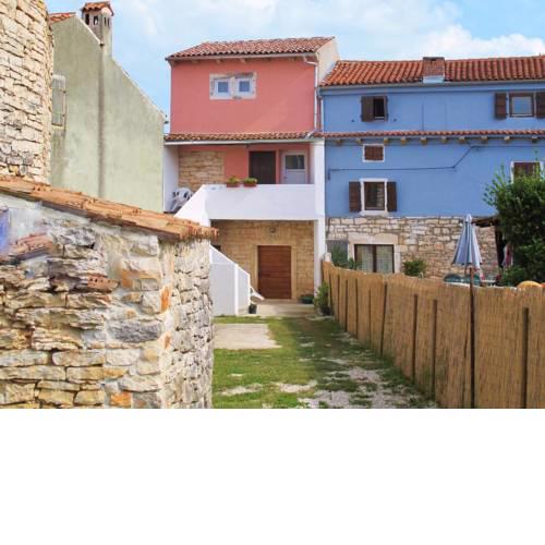 Holiday Home LAIKI (ROJ208)