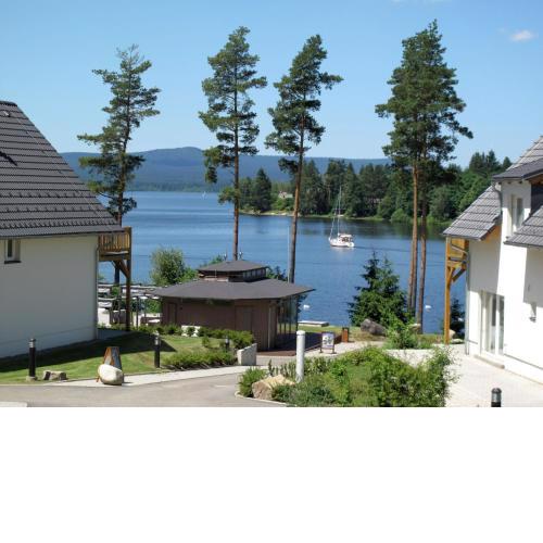 Holiday Home Lakeside Village 7 by Interhome